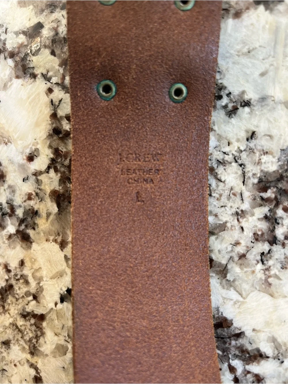 J Crew vintage brown leather low slung belt. Pre-Owned Condition-Good Size L - Picture 4 of 4